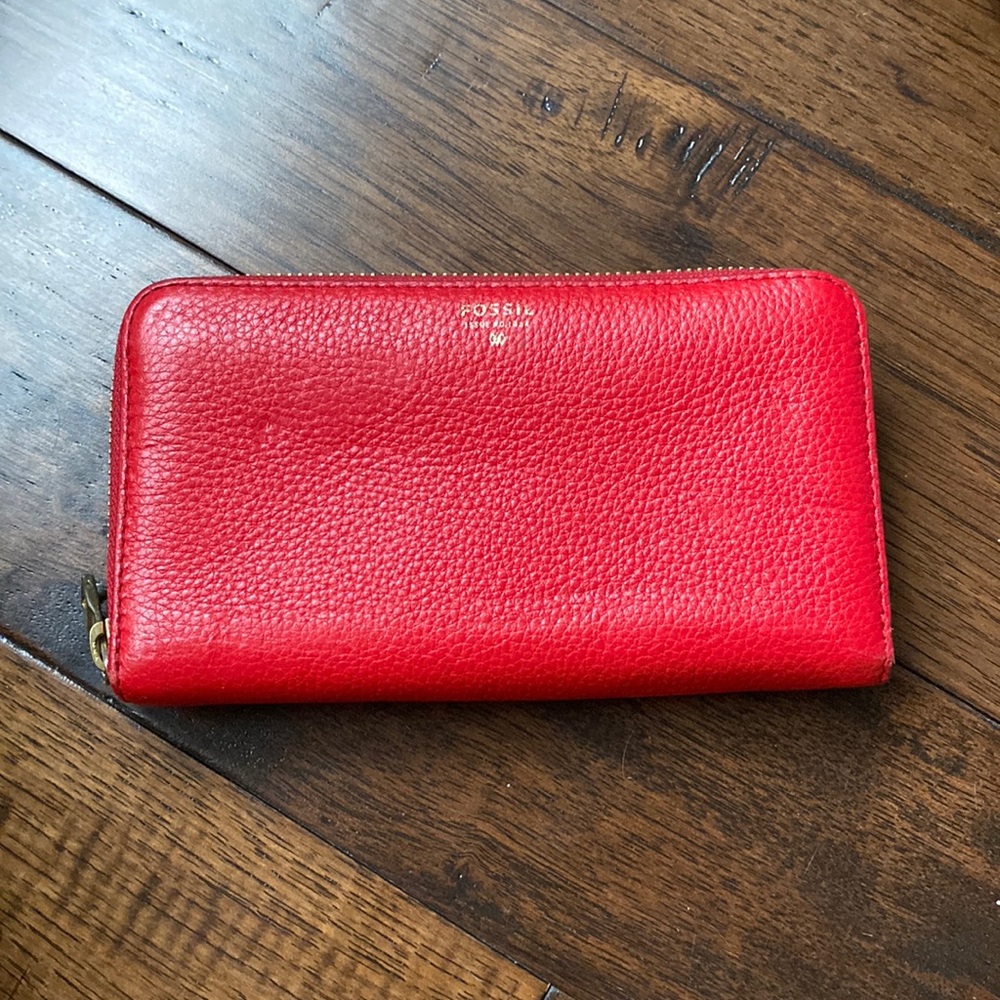 Fossil leather wallet